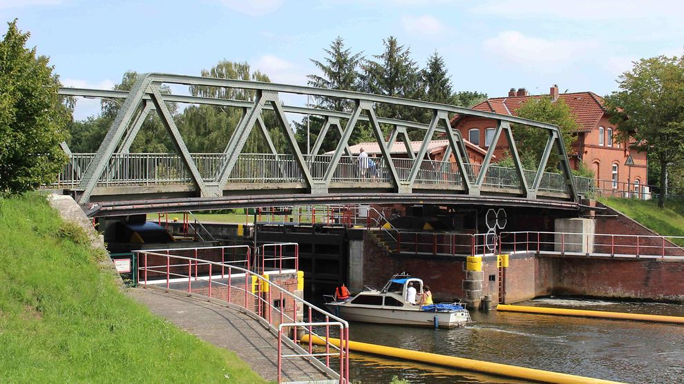  Elbe-Lübeck-Kanal-Schleuse Witzeeze