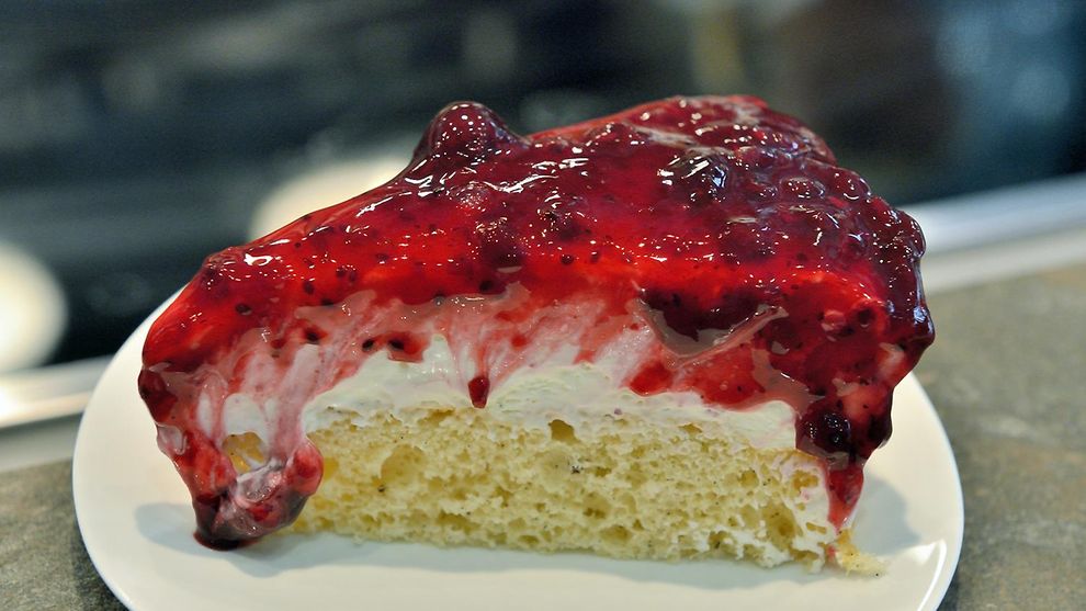 Rote-Grütze-Schmand-Torte
